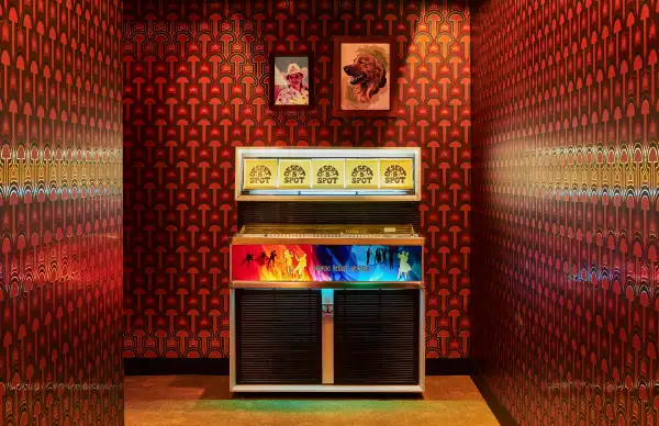 LAXTE_Desert5Spot-Jukebox.jpeg