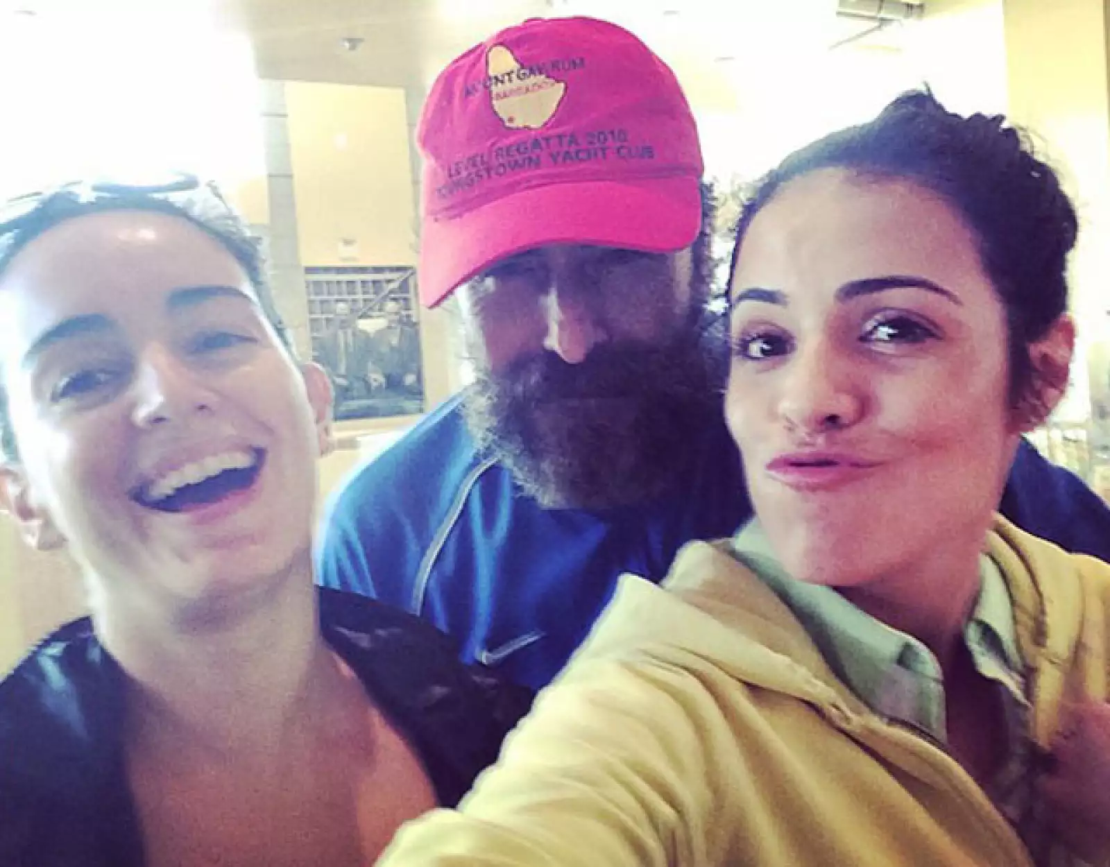 A Ana nunca le ha incomodado que la vean sin maquillaje y mucho menos la barba de Demián Bichir.