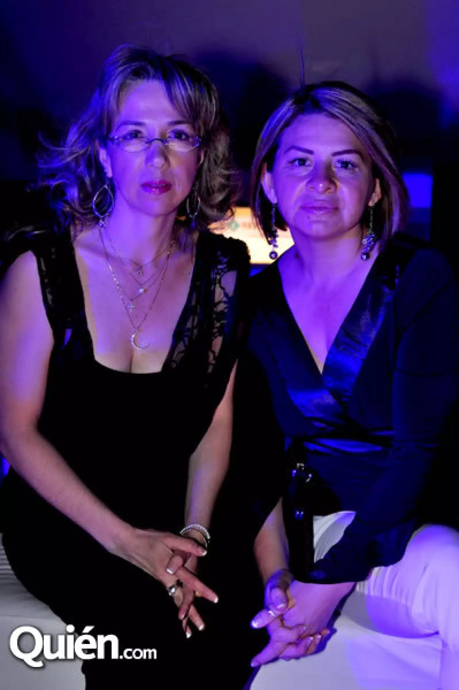 Isabel Torres y Marisol de García