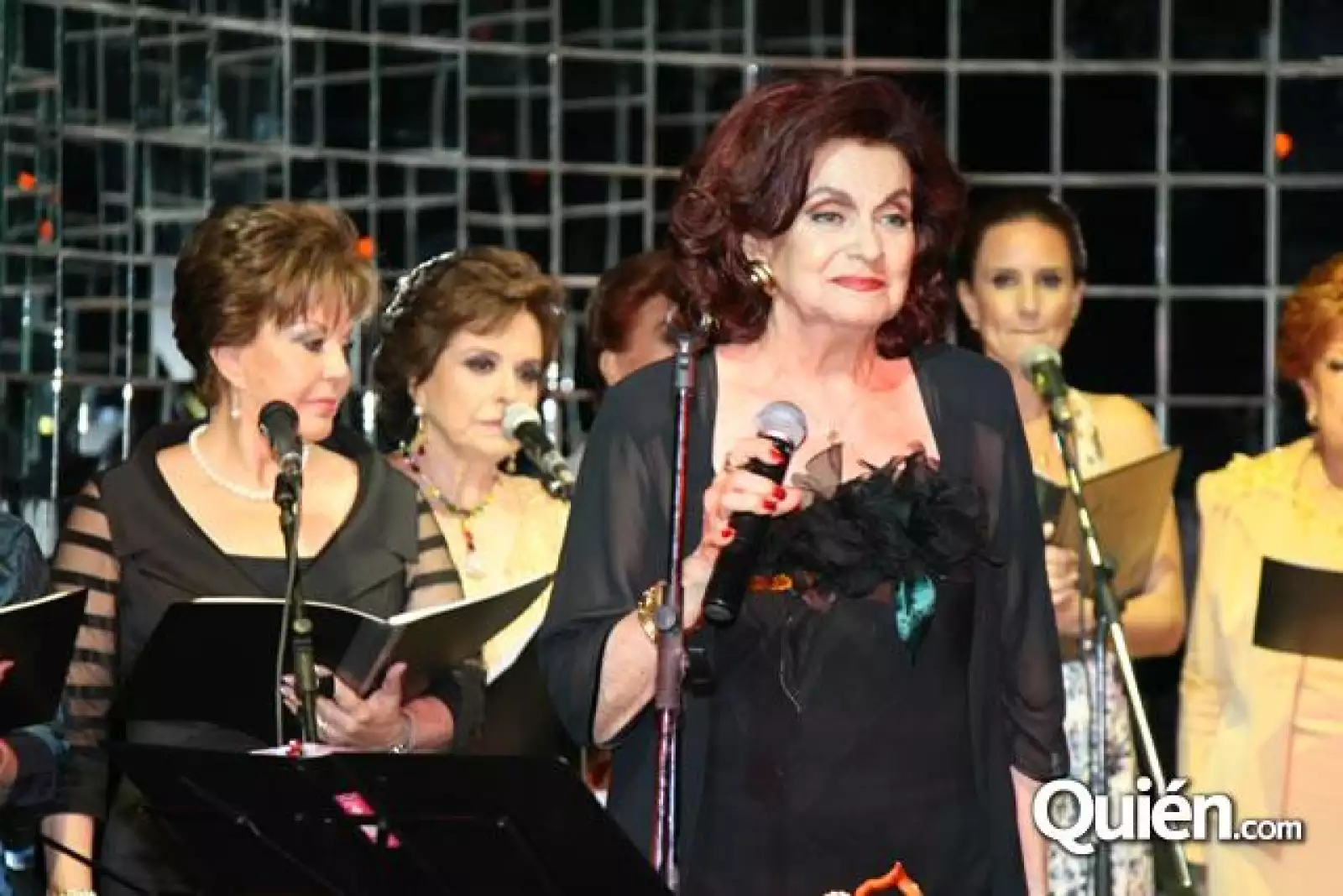 Concierto de Voces de Amistad en el Vango