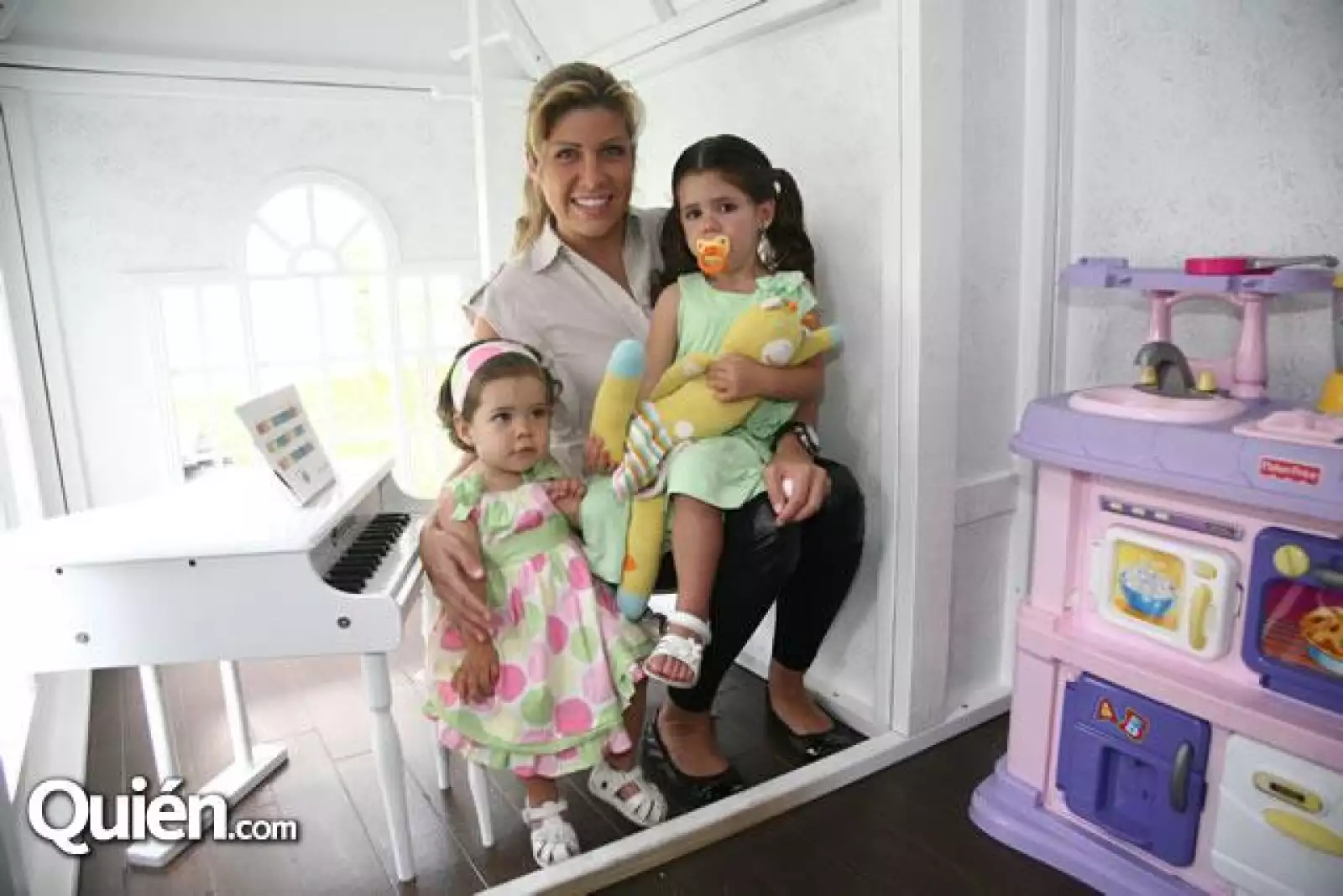 Pamela Sesma Diaz Ordaz,Paulina Diaz Ordaz,Paulina Sesma Diaz Ordaz