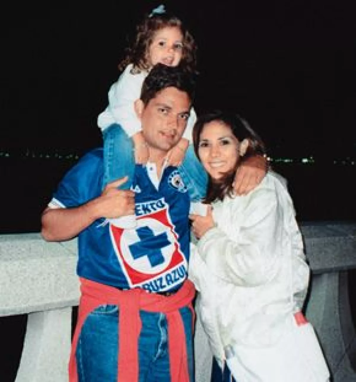 Toda la familia acostumbraba ir a los partidos del Cruz Azul porque él era fan, mientras que Marigely le iba a los Pumas.