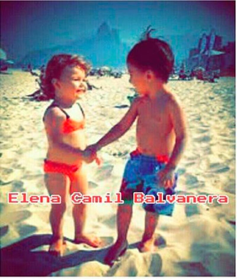 Ella es una niña todo terreno, ha heredado el gusto por la motos de su papá.