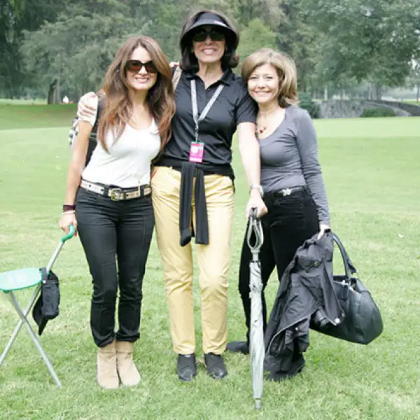 Evelyn Badillo,Gabriela Butrón y Gloria Tarín