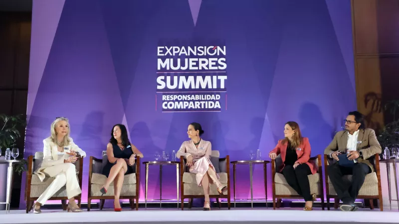 expansion-summit-mujeres-panel-uno