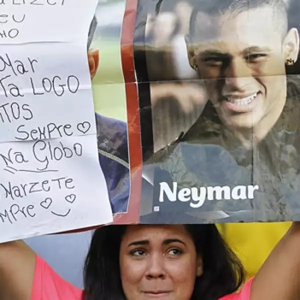 Neymar es presentado con el FC Barcelona