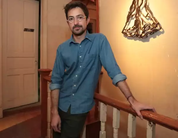 Jorge Tellaeche realizó las obras de su reciente exposición entre París y México.