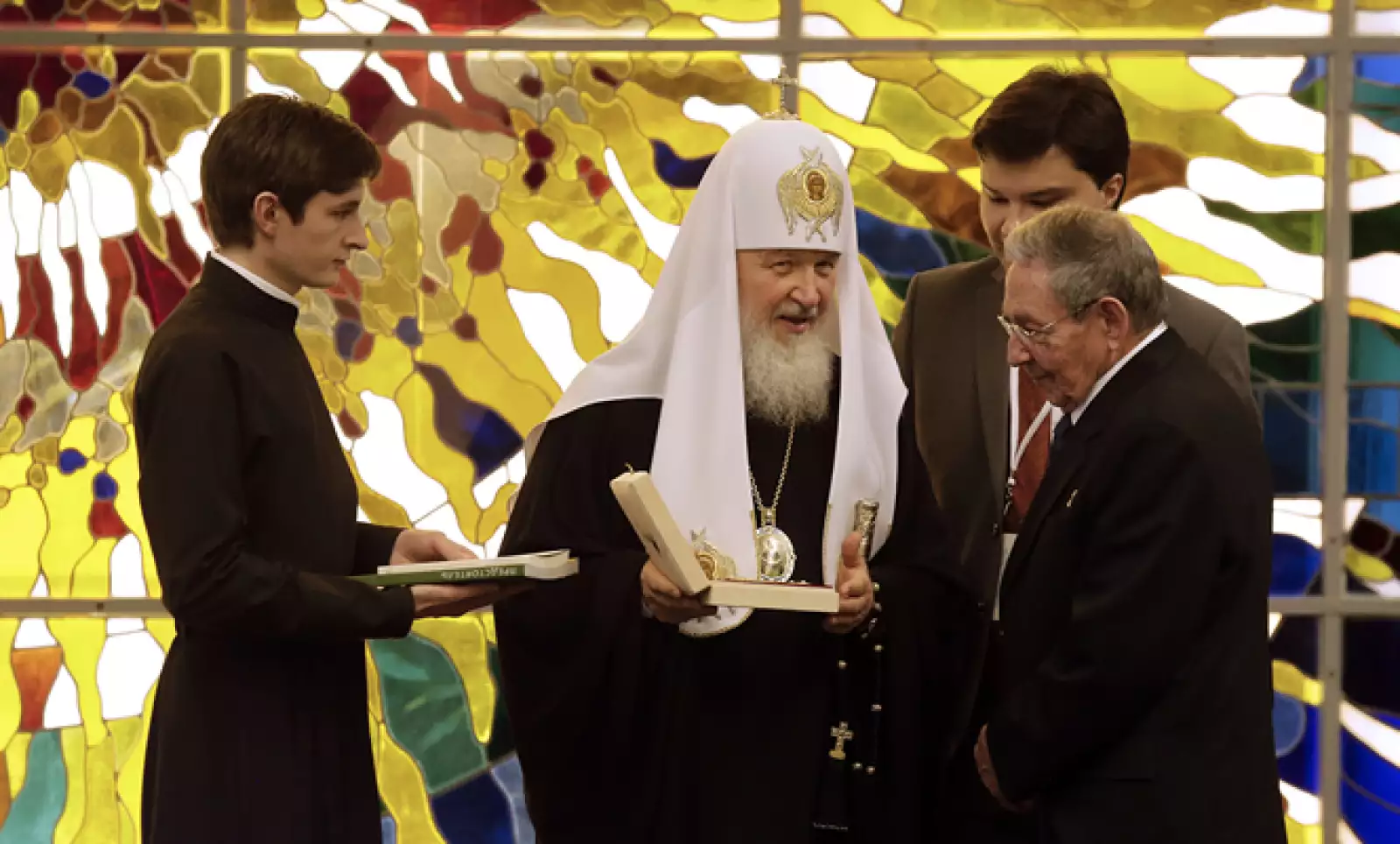 El presidente de Cuba fue quien organizó el encuentro entre ambas figuras eclesiásticas.