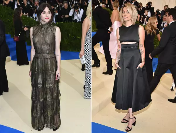 Frances Bean Cobain y Paris Jackson