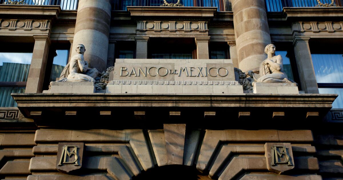 Banxico warns about financial risks