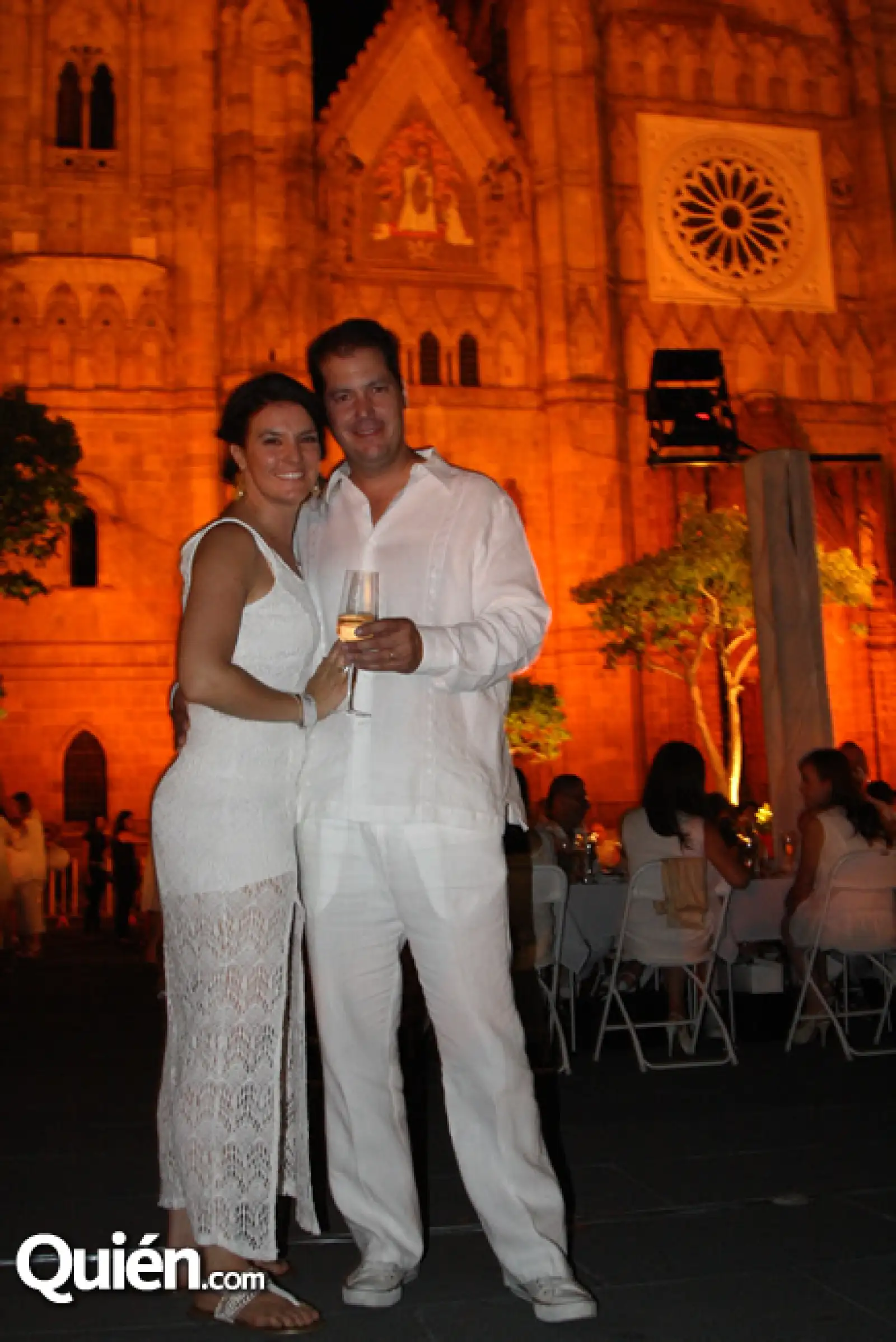 Maria Jose Gonzalez Cosio y Ale Gomez Arregui
