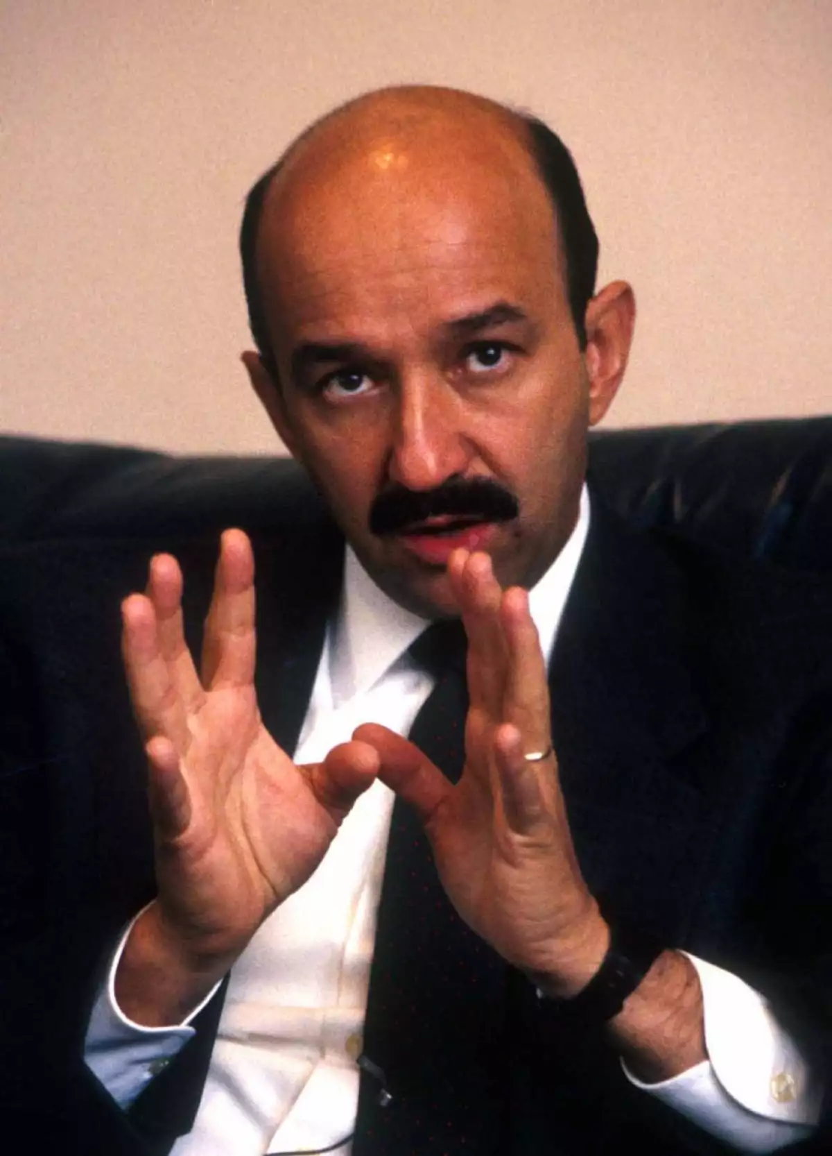 El ex presidente Carlos Salinas de Gortari salió a relucir en la converasación  de sus hermanos Raúl y Adriana que se difundió en el noticiero de Joaquín López Dóriga.Ca1990.. Foto: Pedro Valtierra/ARCHIVO CUARTOSCURO