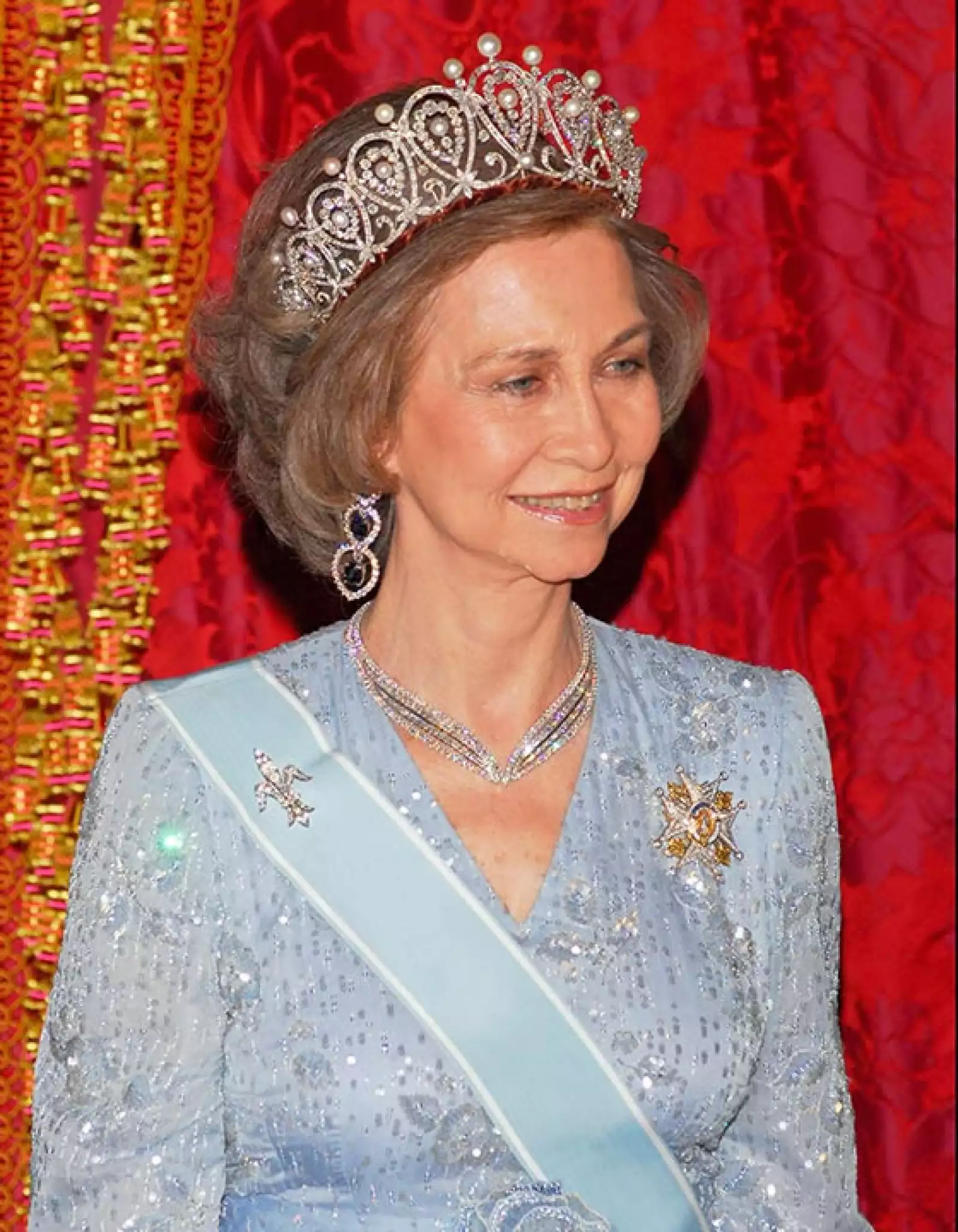 Tiara de lazos de diamante