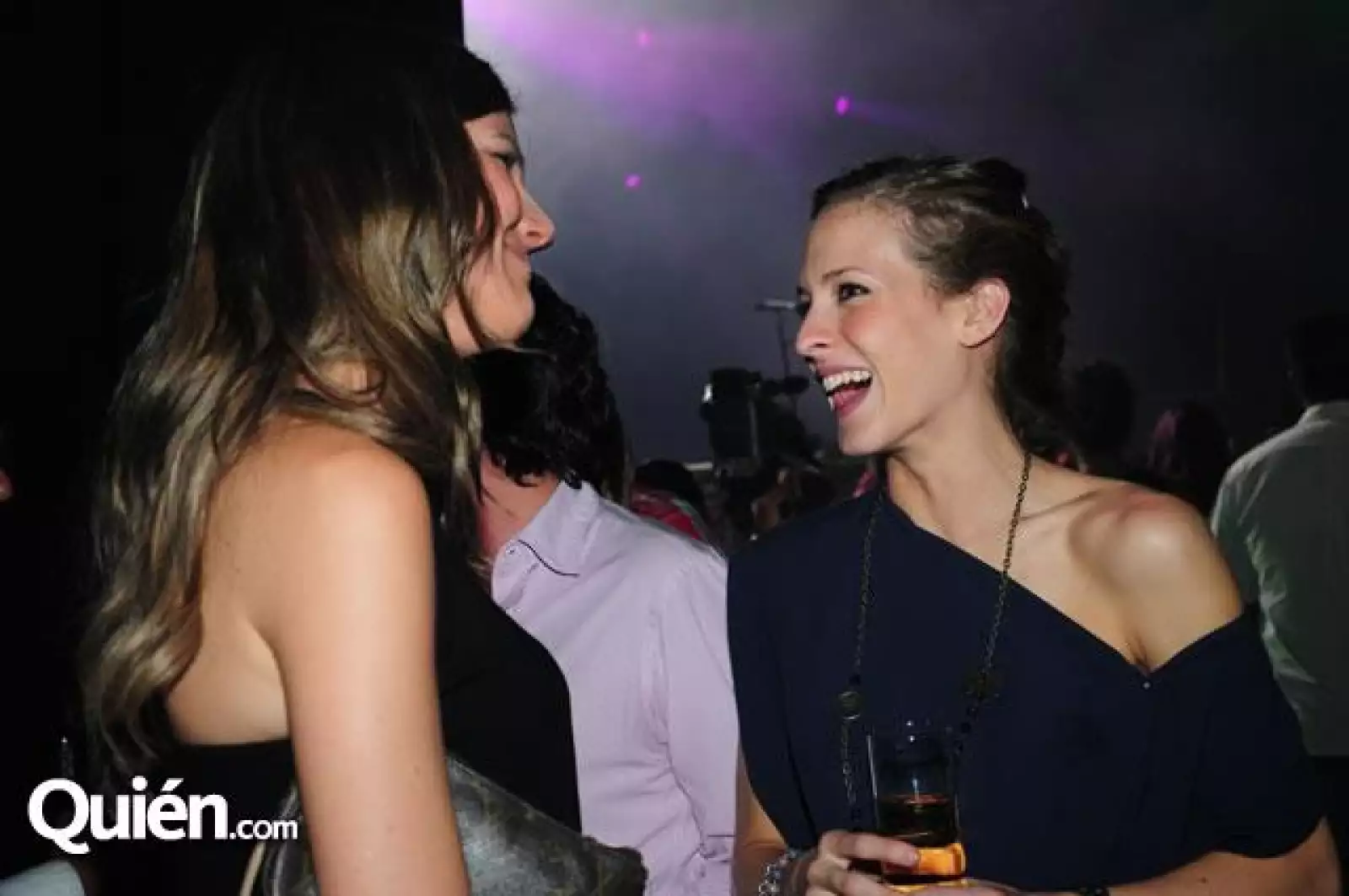 Stephanie Hinrichsen,Staphanie Cortés