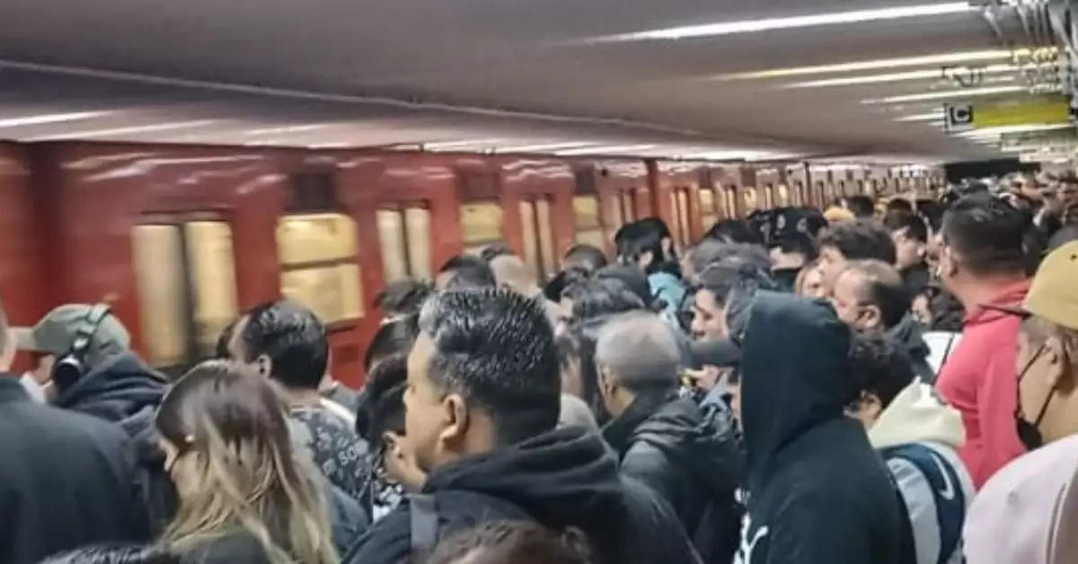 Línea 3 del Metro de la CDMX registra retrasos de hasta 20 minutos