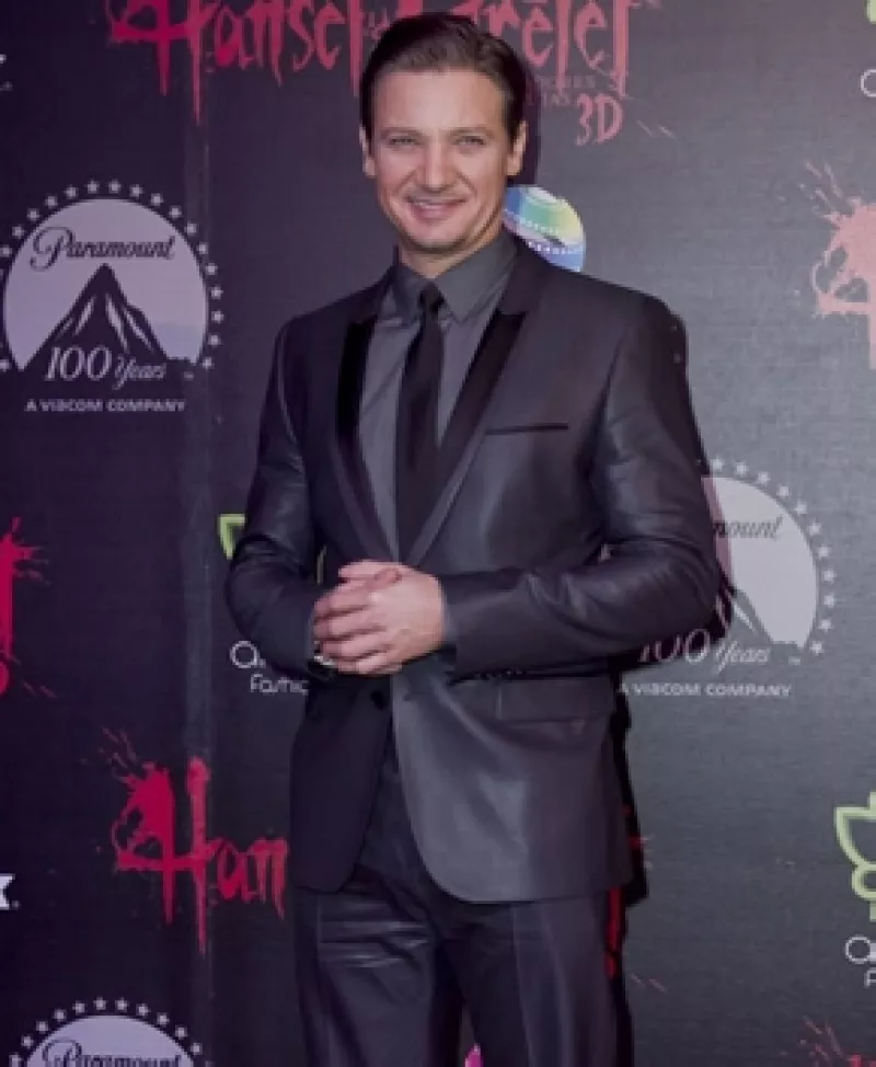 Platicamos con el actor, quien protagoniza la cinta `Hansel y Gretel, cazadores de brujas´, que se estrena hoy en México.