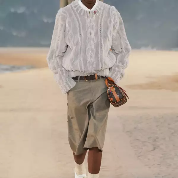 Vuitton m S27 042.jpg