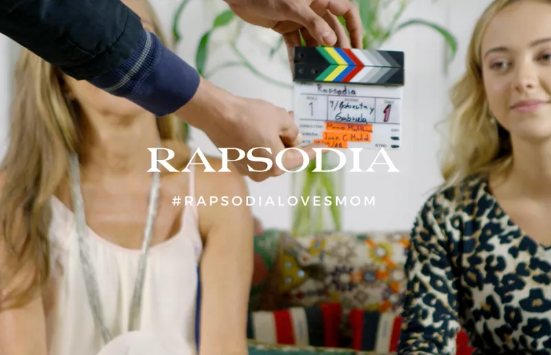 Rapsodia-Loves-Mom