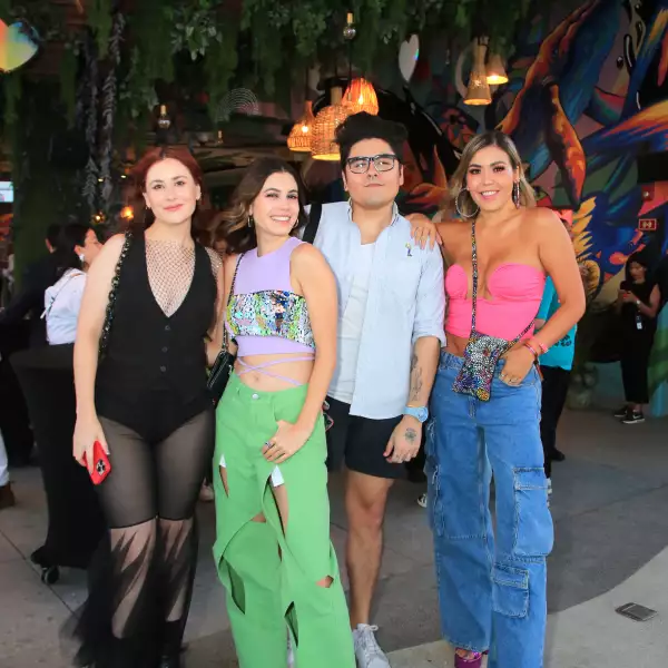 María José Martínez , Danae García , Jorge Serrano y Fer Ros