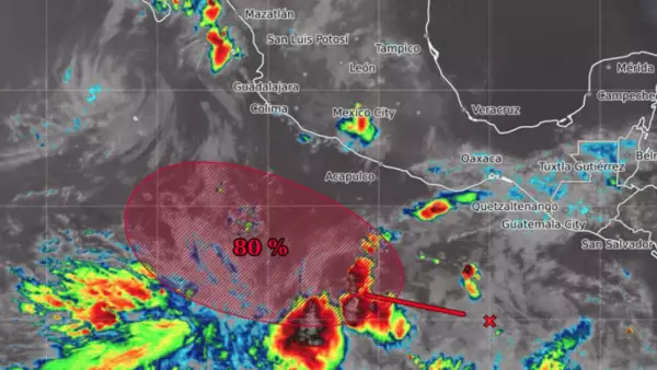 Lluvias hoy: La onda tropical 8 avanza sobre las costas de Chiapas y Oaxaca
