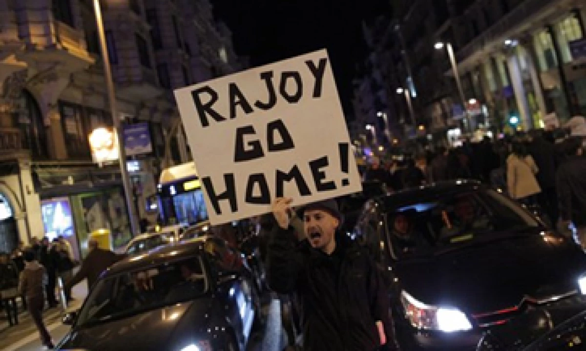 Los españoles han mostrado su descontento sobre el escándalo de supuesta corrupción en el país. (Foto: AP)