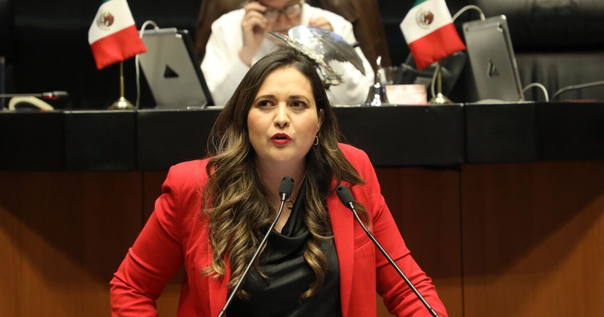 Cynthia López Castro deja al PRI; Alito Moreno asegura que no justificó