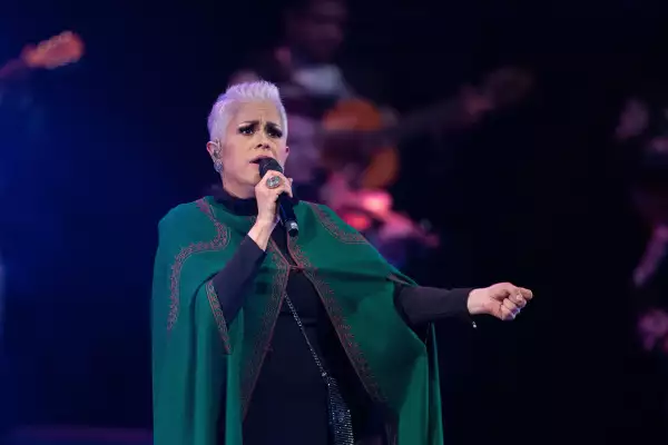 Eugenia León Alondra de la Parra Buika y Pitingo en los conciertos Olé México GNP