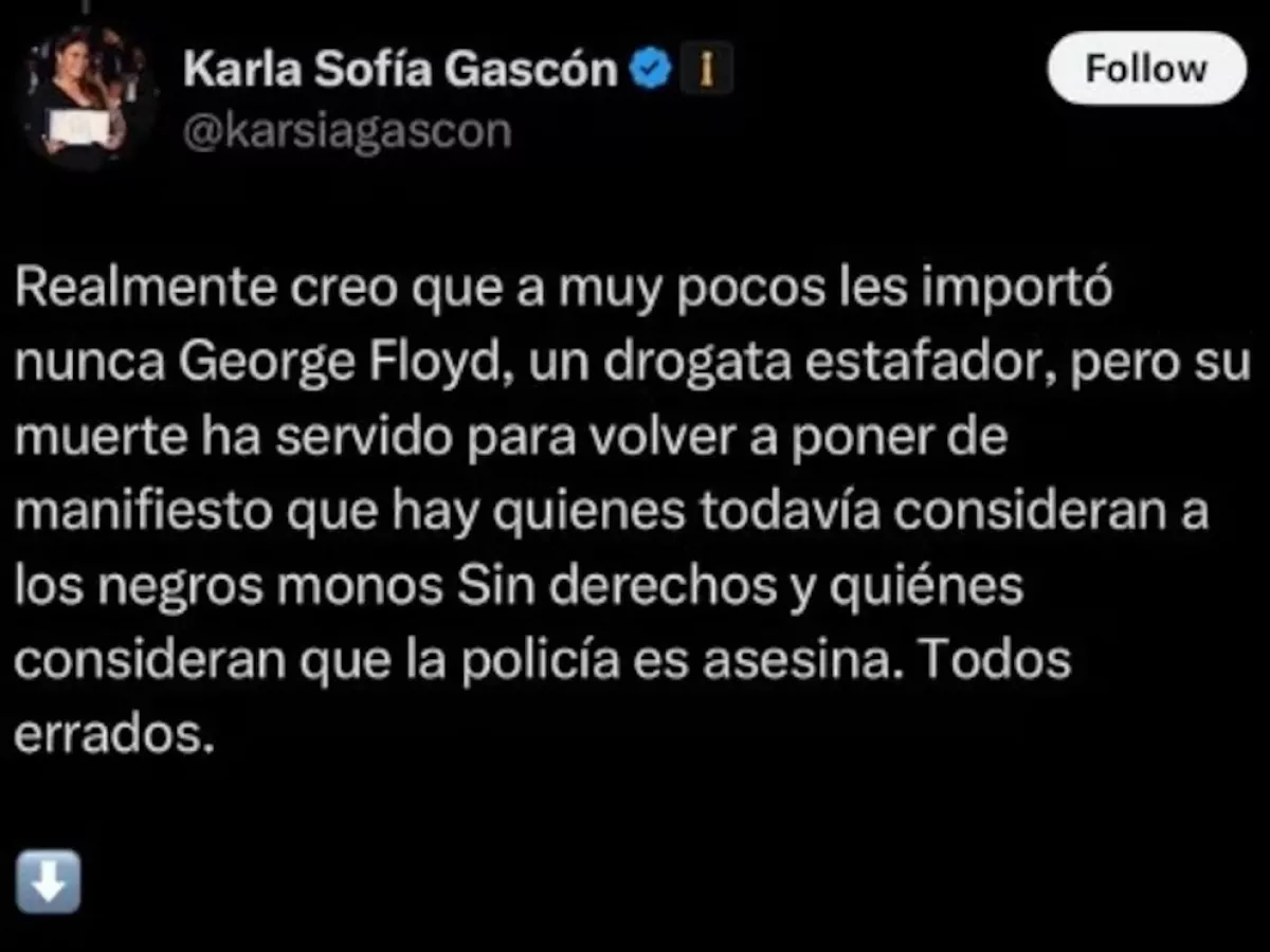 Karla Sofia tweets ofensivos