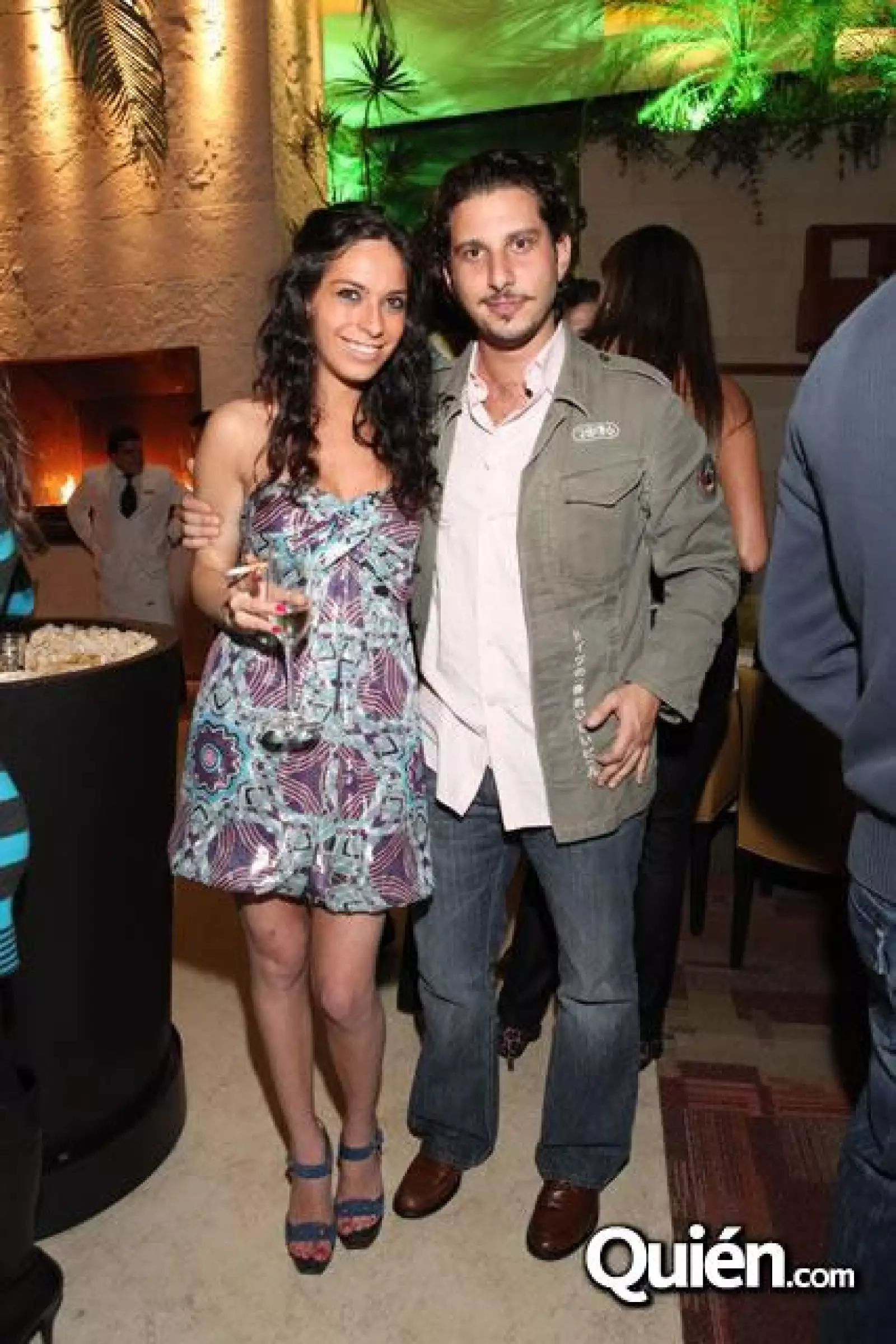 Valeria Cuaik,Guillermo Manzur