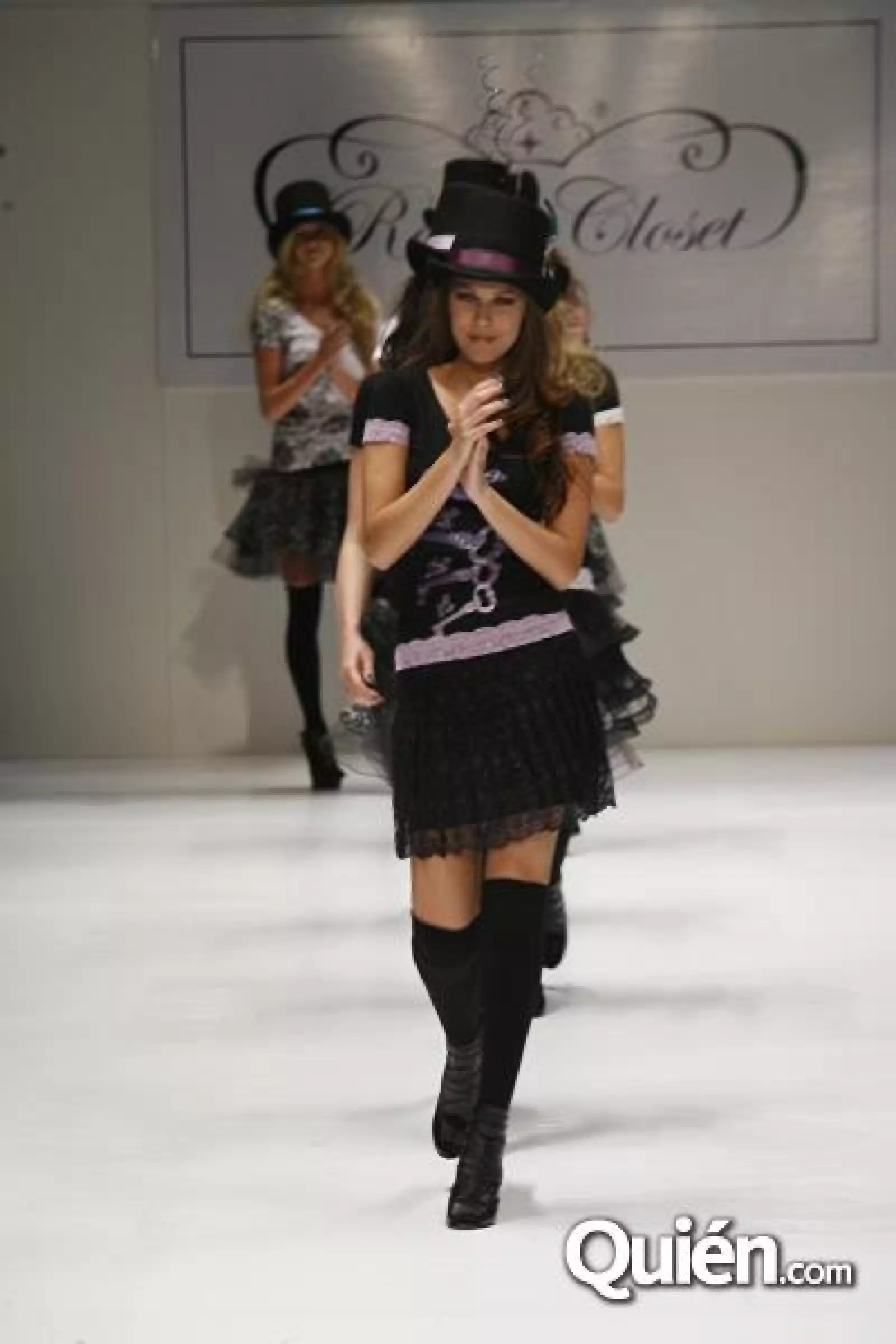 Dfashion Desfile Royal Closet