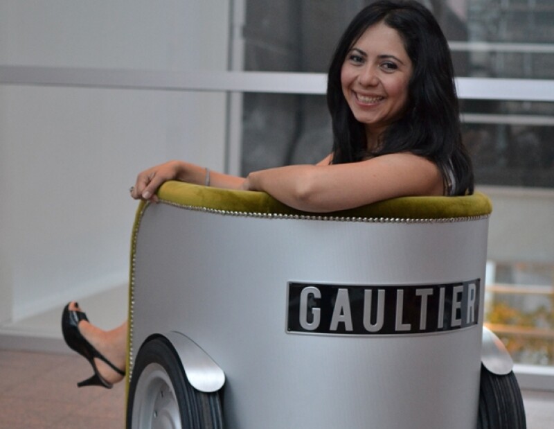 Mayra es su más reciente entrevista a Jean Paul Gaultier en Montreal.