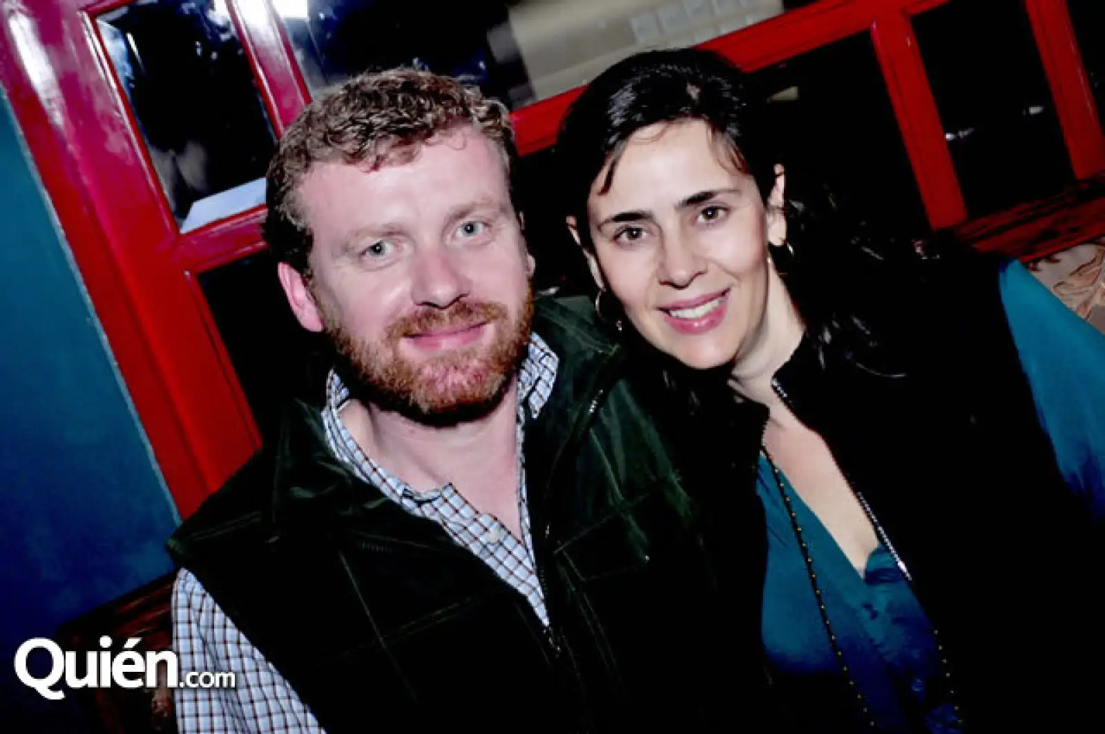 Eamonn Mcginnins y Silvana Acosta