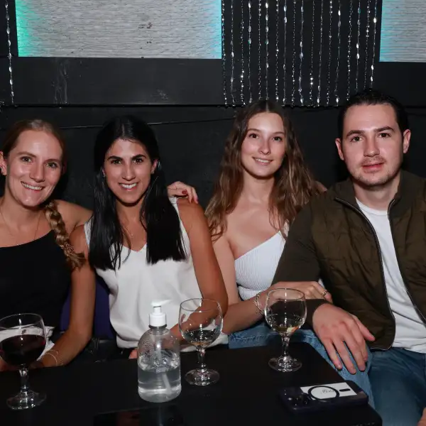 Isabel Ortiz Monasterios , Natalia Barrera , Ivana Leal y Álvar
