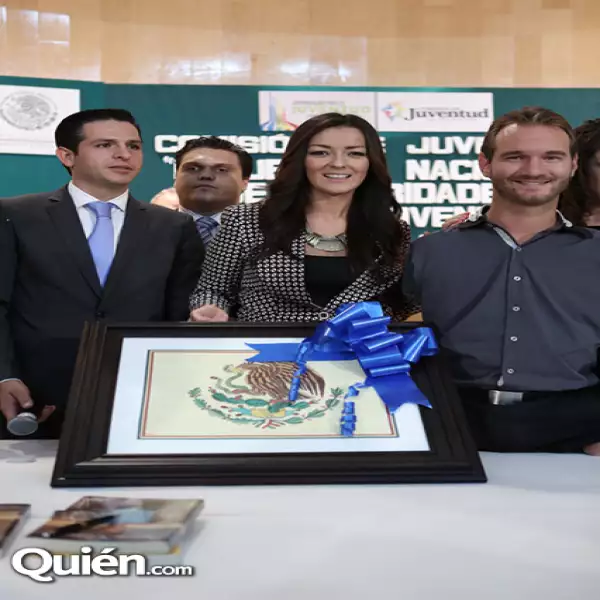 José Luis Oliveros,Lupita Velazquez,Nick Vijicic