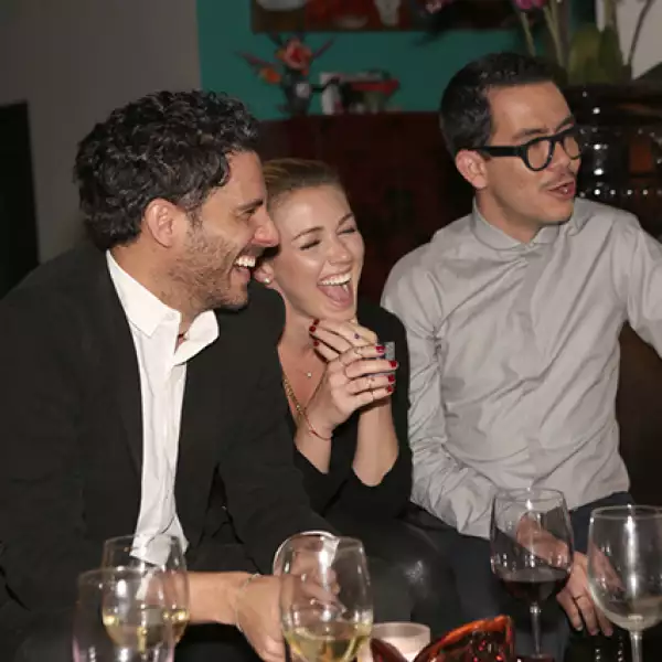 Erik Elías,Karla Guindi,Manolo Caro