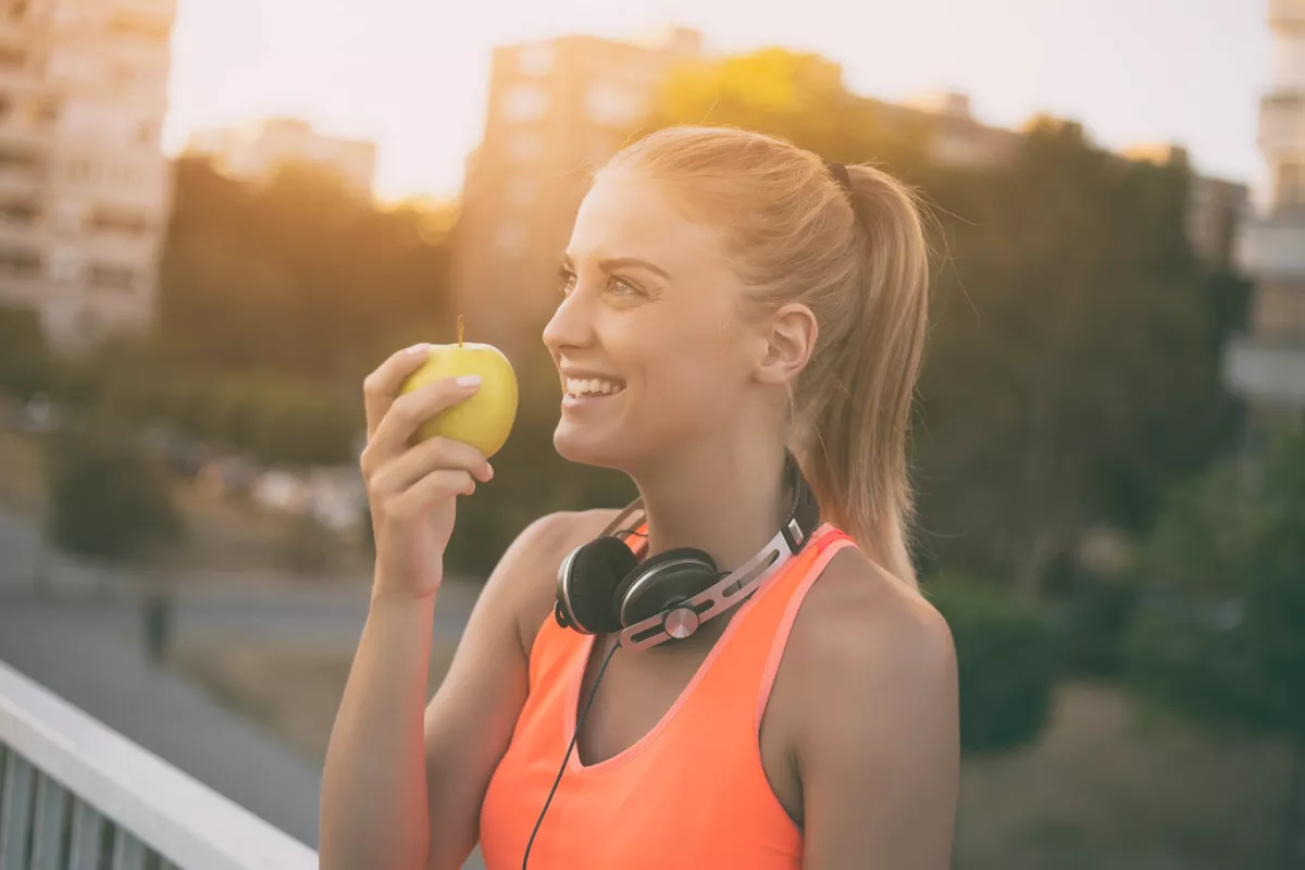 ¿Qué debo de comer antes, durante y después de una carrera? 
