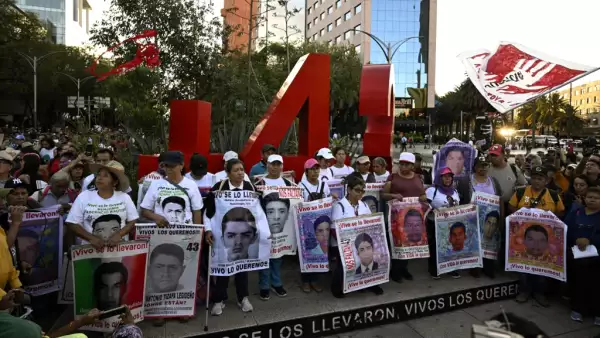 Monumento Los 43