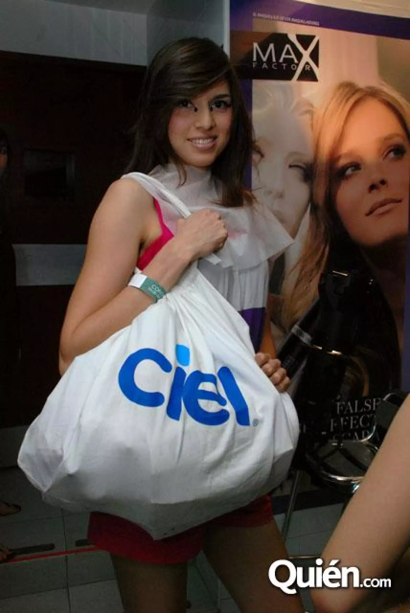 BACKSTAGE CONTEMPO MODELS