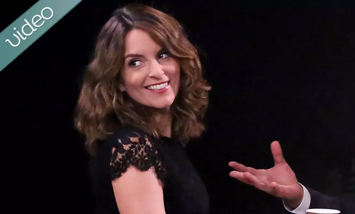 La comediante recuerda su experiencia en un casino donde su profesión fue totalmente confundida. Además, Daniel Radcliffe fracasa como recepcionista y Pinault le prohibe a Salma Hayek retirarse.