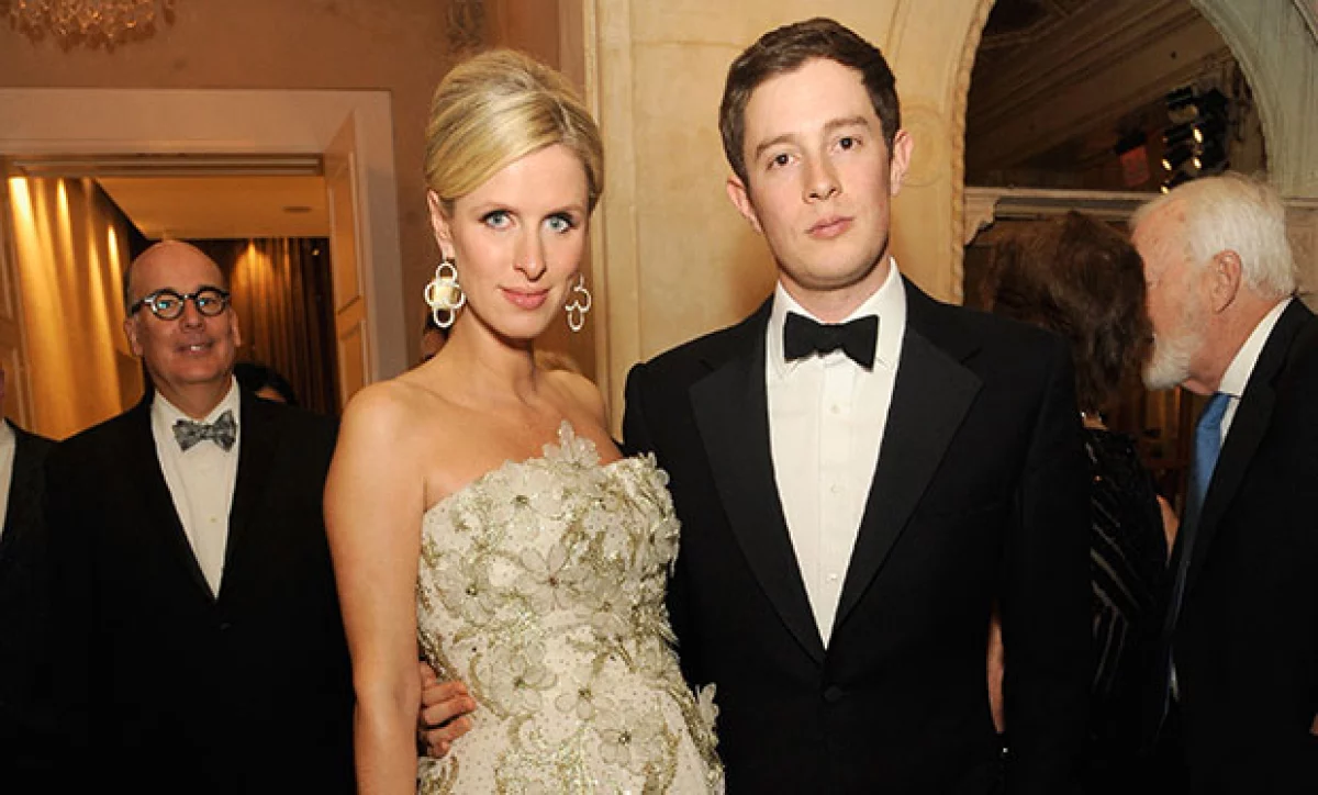 Después de dos increíbles baby showers, la hermana de Paris Hilton recibió a su primera hija, a quien llamó Lily Grace Victoria Rothschild.