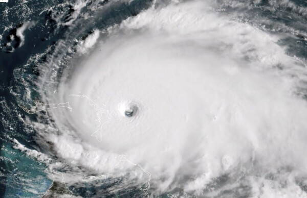 US-WEATHER-HURRICANE