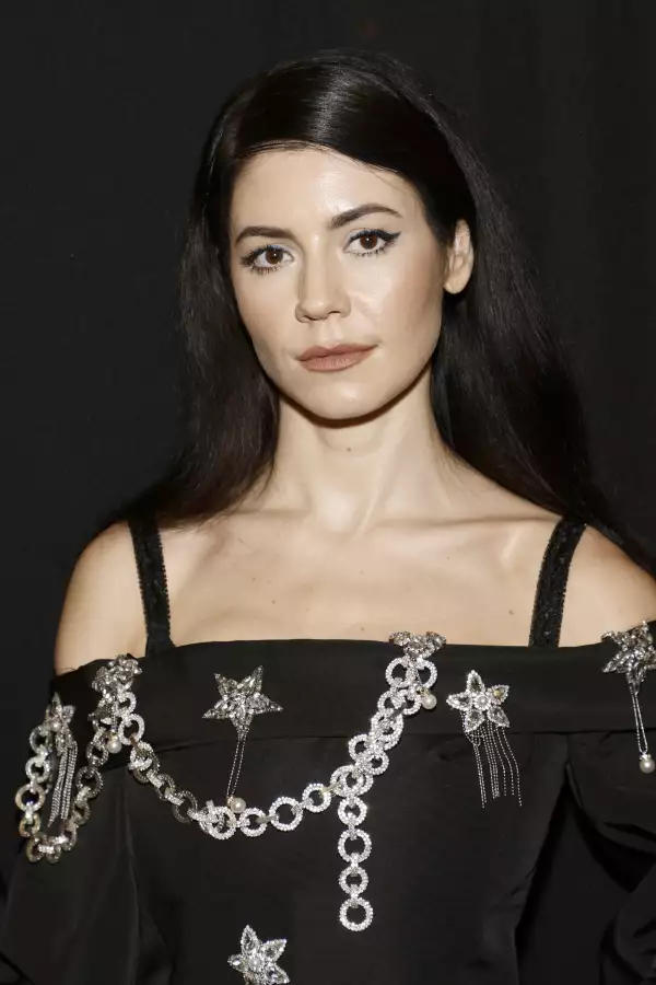 Marina-Corona-Capital-2025