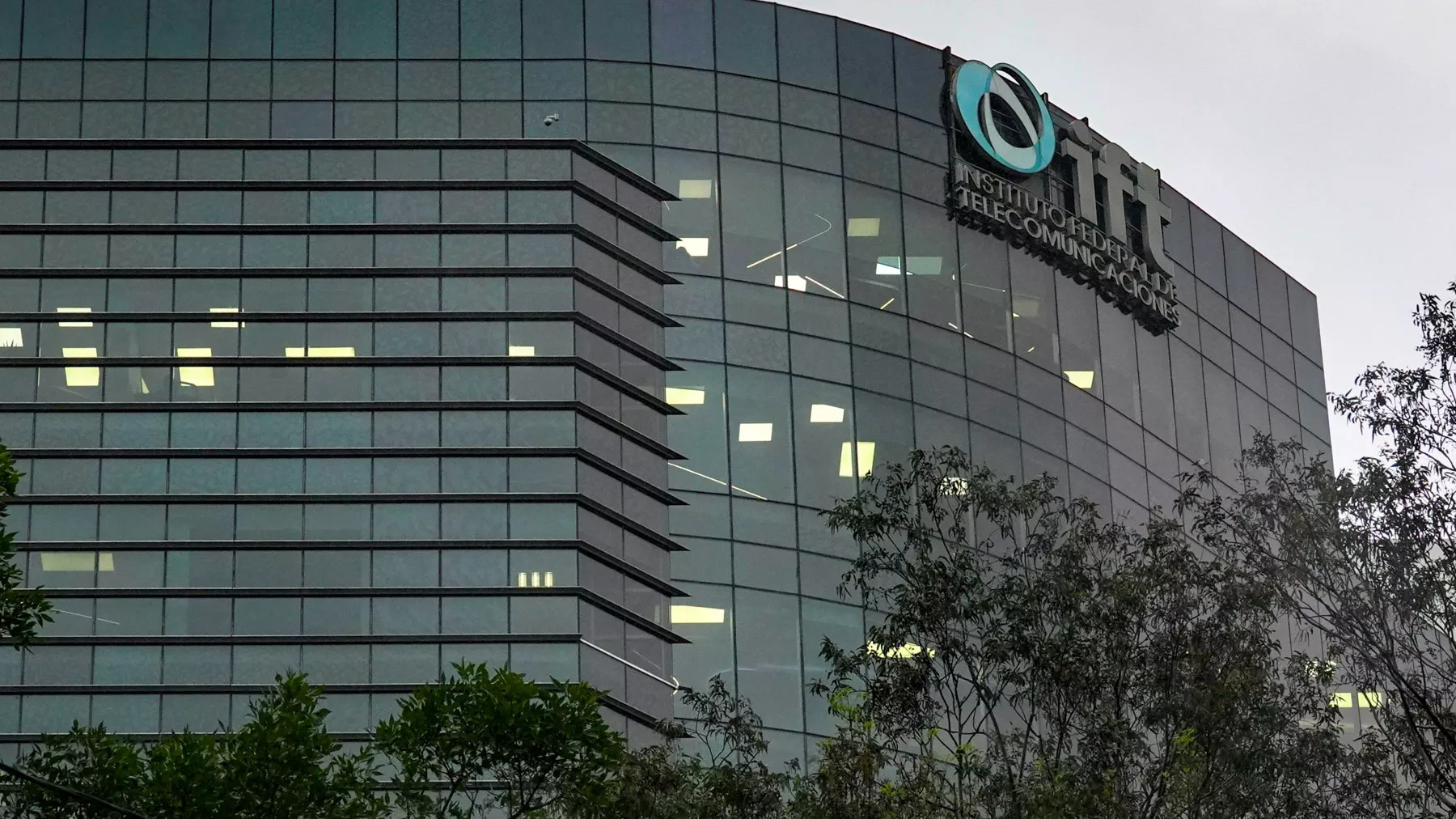 El futuro del espectro para 5G en México se complica en medio de incertidumbre regulatoria