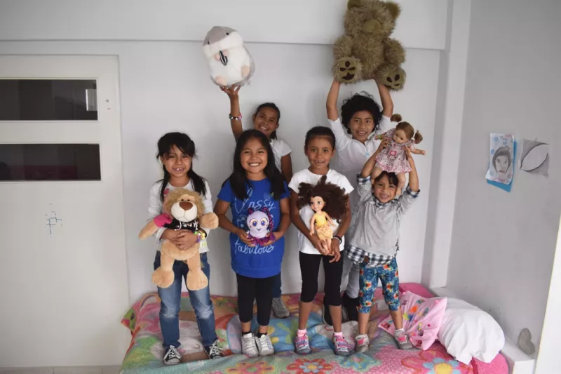 Ayuda y Solidaridad con las Niñas de la Calle
