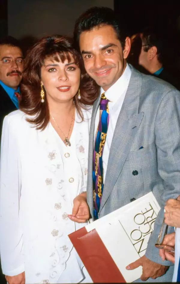 eugenio-derbez-y-victoria-ruffo.jpg