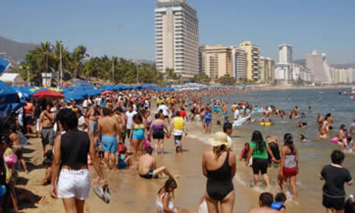 El puerto de Acapulco registró el mayor incremento en afluencia de visitantes con un 7.7%. (Foto: Notimex)