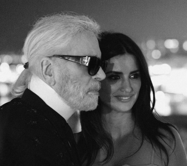 karl-penelope-chanel