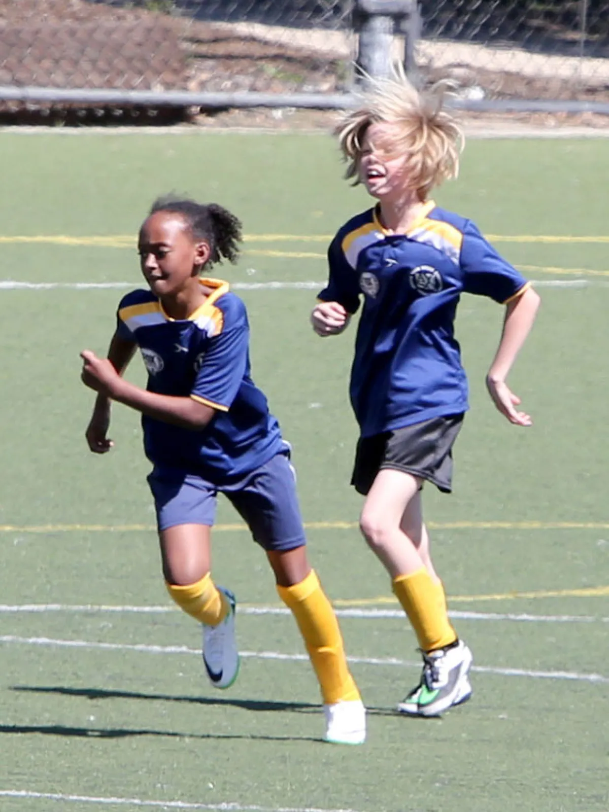 Shiloh y Zahara Jolie Pitt jugaron en el mismo equipo y ganaron por un punto.