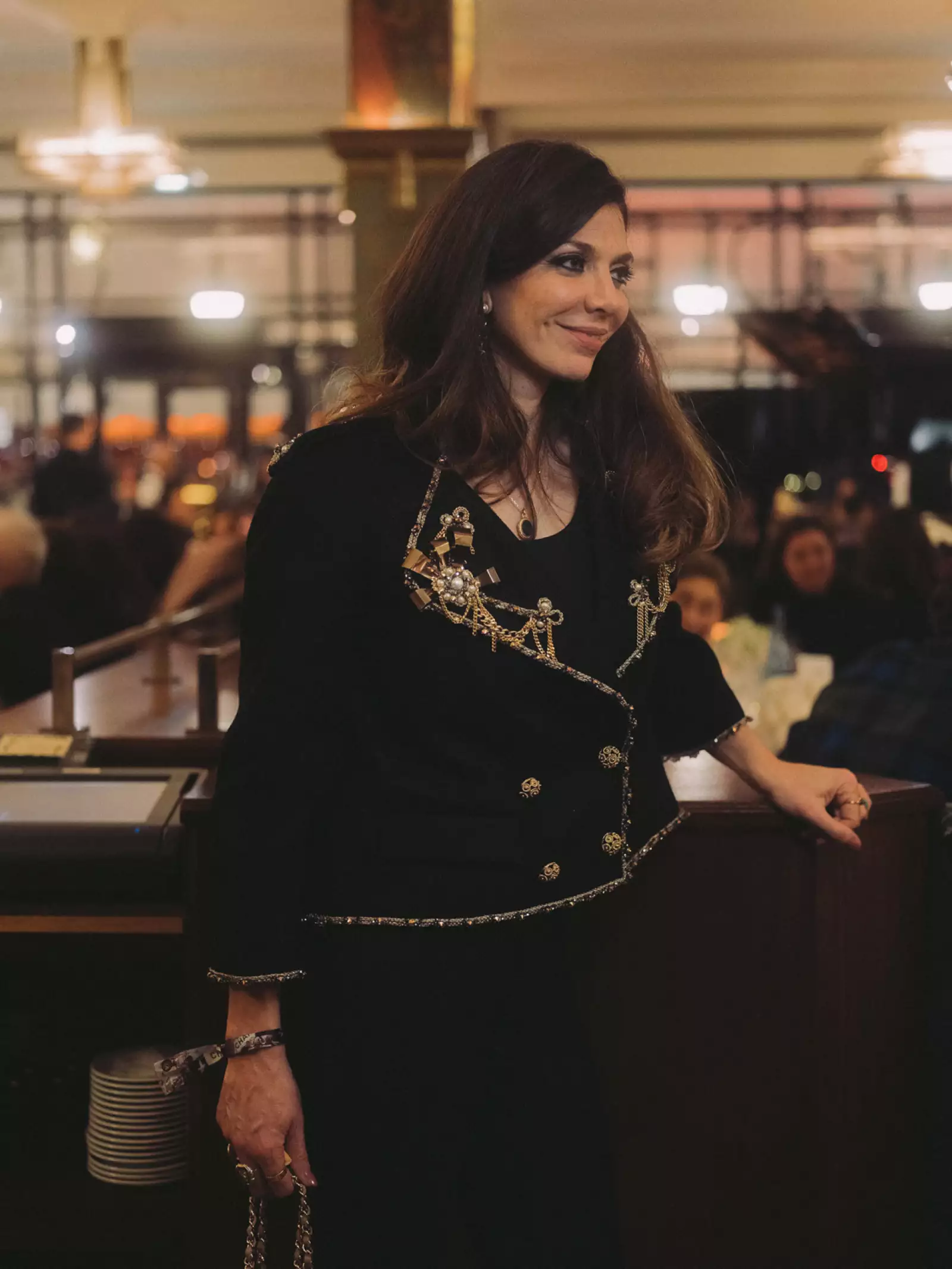 23_Amandine_DE_LA_RICHARDIERE_CHANEL_Metiers_d_art_Show_2019_20_2_23.jpg