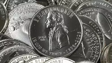 eu lanza monedas conmemorativas por su independencia